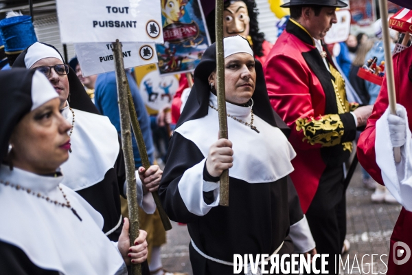 La Louvière, soumonce costumée avant le carnaval.