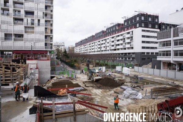 Anne HIDALGO et Ian BROSSAT à la Cité Glacière