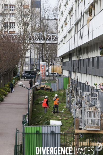 Anne HIDALGO et Ian BROSSAT à la Cité Glacière