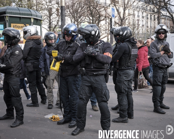 Gilets jaunes Acte XIX, Paris