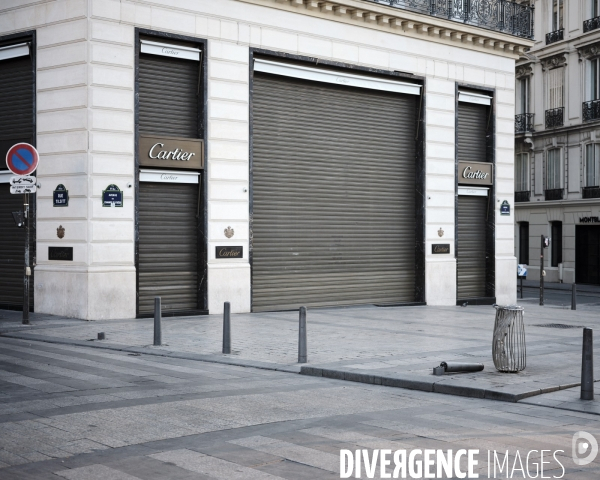 Protection des commerces av des  Champs Elysée