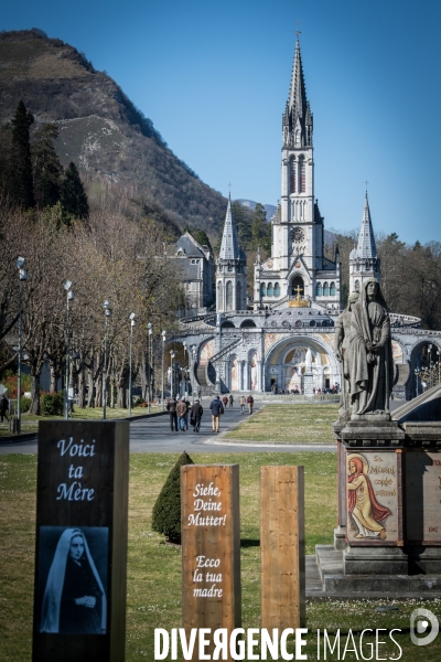 Lourdes : site de pelerinage catholique