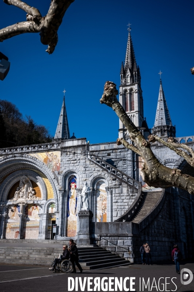 Lourdes : site de pelerinage catholique