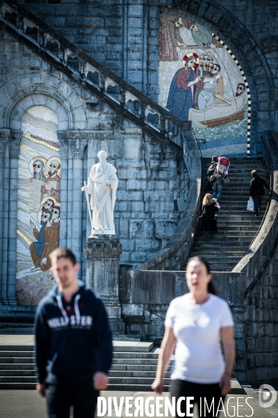 Lourdes : site de pelerinage catholique