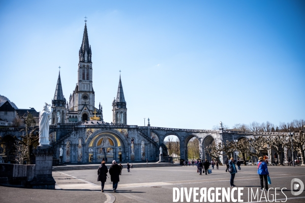 Lourdes : site de pelerinage catholique