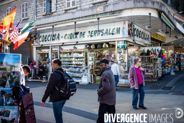 Lourdes : site de pelerinage catholique