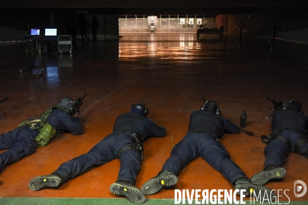 GIGN et RAID, visites de Christophe Castaner et Laurent Nunez.