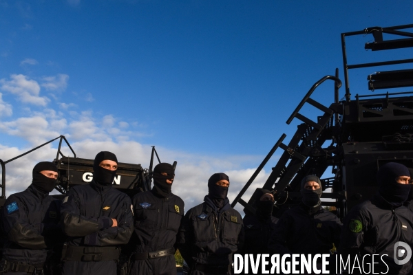 GIGN et RAID, visites de Christophe Castaner et Laurent Nunez.