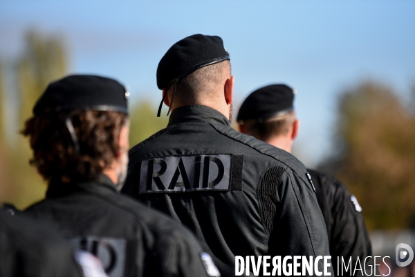 GIGN et RAID, visites de Christophe Castaner et Laurent Nunez.