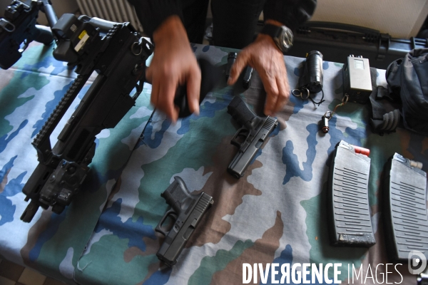GIGN et RAID, visites de Christophe Castaner et Laurent Nunez.