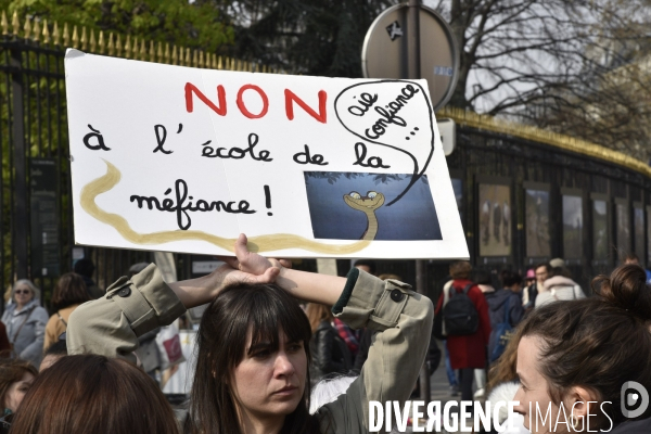 Manifestation pour défendre l Education Nationale, contre les réformes Blanquer.