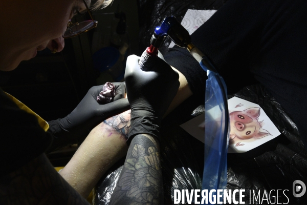 Le salon de tatouage et piercing AENIMA organise un évenement au profit de l association One Voice qui défend les animaux.  Animals rights