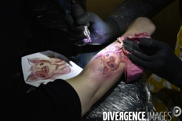 Le salon de tatouage et piercing AENIMA organise un évenement au profit de l association One Voice qui défend les animaux.  Animals rights