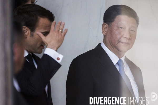 Emmanuel MACRON reçoit XI Jinping à l Elysée.