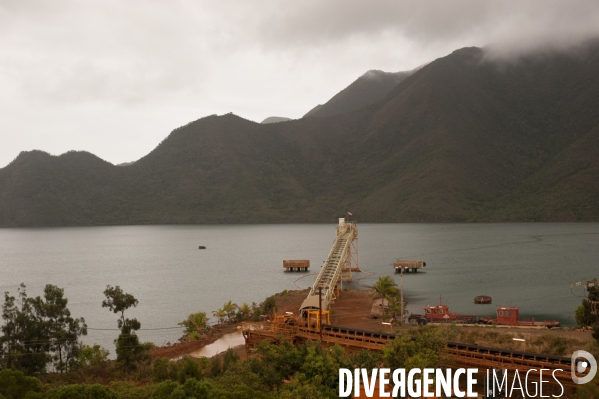 En Nouvelle-Calédonie, de jeunes Kanaks se lèvent contre l industrie du nickel