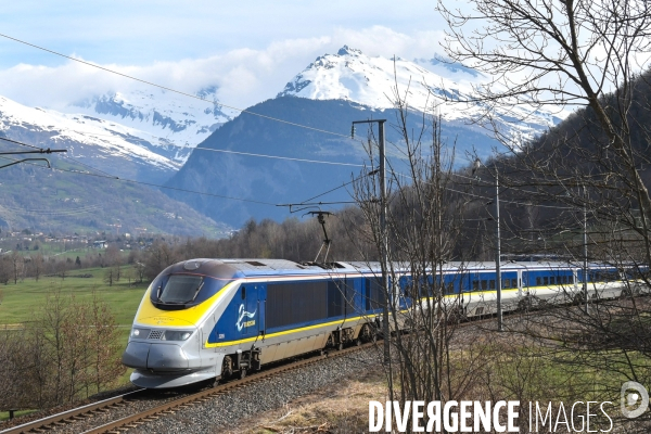 Le dernier Eurostar des neiges avant le Brexit  Bourg-Saint-Maurice dit au revoir aux skieurs anglais