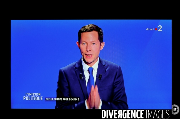 A l écran, L Emission politique. Elections européennes.