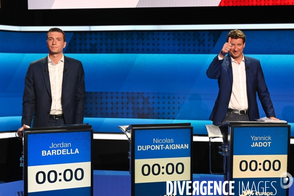 Sur le plateau de L Emission politique. Elections européennes.