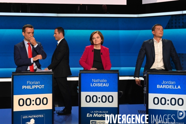 Sur le plateau de L Emission politique. Elections européennes.