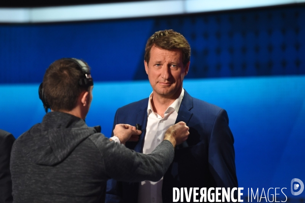 Sur le plateau de L Emission politique. Elections européennes.
