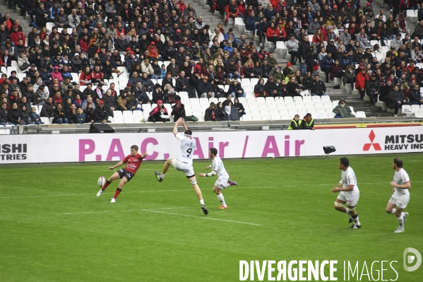 Vu des tribunes, Toulon - Toulouse de rugby au stade Vélodrome à Marseille