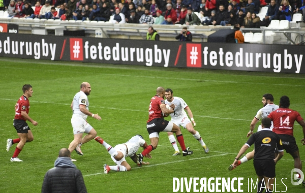 Vu des tribunes, Toulon - Toulouse de rugby au stade Vélodrome à Marseille