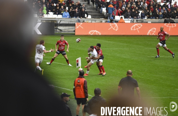 Vu des tribunes, Toulon - Toulouse de rugby au stade Vélodrome à Marseille