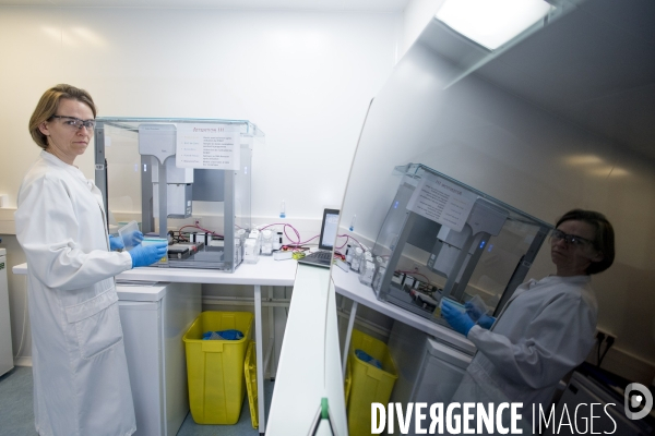 Activité de l équipe d Ana Buj Bello au sein du laboratoire Genethon.