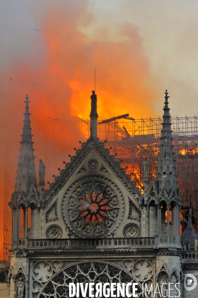 Incendie de la cathédrale Notre-Dame de Paris