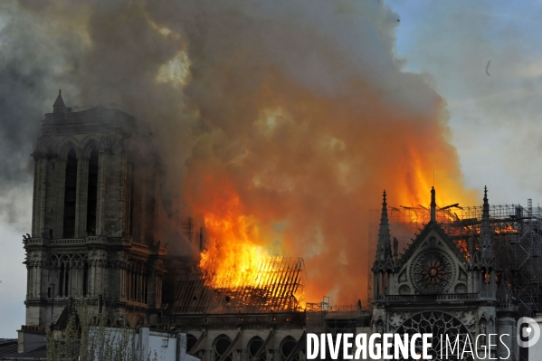 Incendie de la cathédrale Notre-Dame de Paris