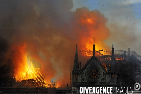 Incendie de la cathédrale Notre-Dame de Paris