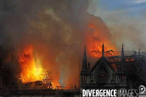 Incendie de la cathédrale Notre-Dame de Paris