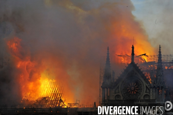 Incendie de la cathédrale Notre-Dame de Paris