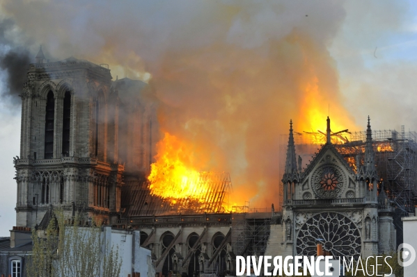 Incendie de la cathédrale Notre-Dame de Paris