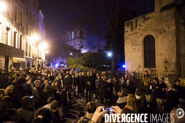 La cathédrale Notre-Dame en feu