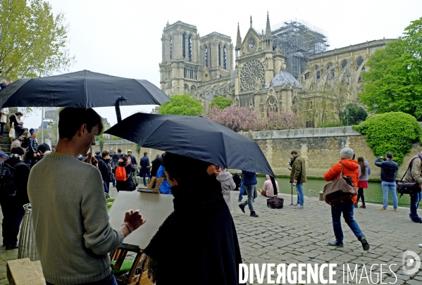 Incendie de la cathédrale Notre-Dame de Paris.Le jour d  aprés