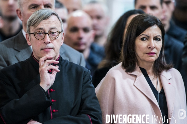 Les pompiers et policiers sauveurs de Notre-Dame de Paris conviés au Palais de l Elysée.