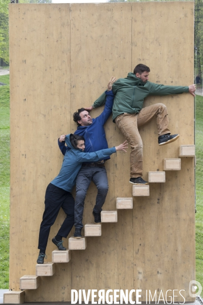 MIND THE GAP - Dimitri Hatton - Satchie Noro - Sylvain Ohl