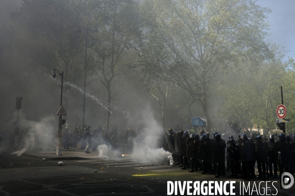 Manifestation Gilets Jaunes (Yellow vests) Paris, Act XXIII. Gilets Jaunes protest in Paris.