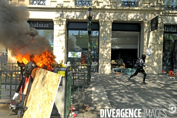 Manifestation Gilets Jaunes (Yellow vests) Paris, Act XXIII. Gilets Jaunes protest in Paris.
