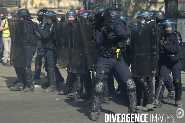 Manifestation Gilets Jaunes (Yellow vests) Paris, Act XXIII. Gilets JaunesÊprotest in Paris.