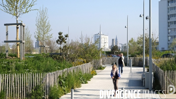 Et Calais devient une station balnéaire ! Amenagement du front de mer.Série 1