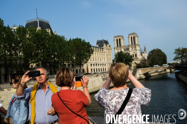 Notre dame de paris - lundi de paques