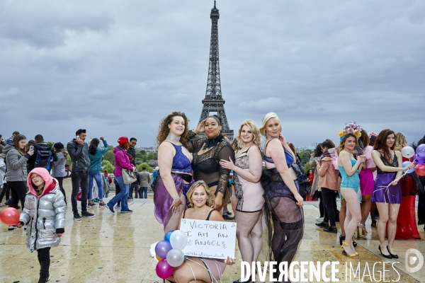Defile Mode Grandes Tailles au Parvis du Trocadero