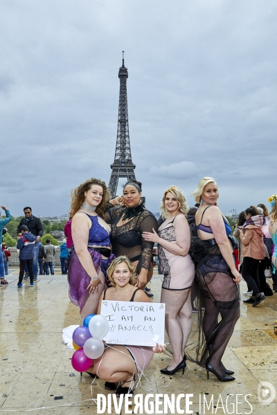 Defile Mode Grandes Tailles au Parvis du Trocadero