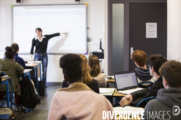 Le numérique dans les écoles, collèges et lycées.