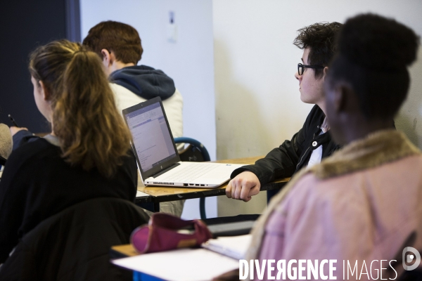 Le numérique dans les écoles, collèges et lycées.