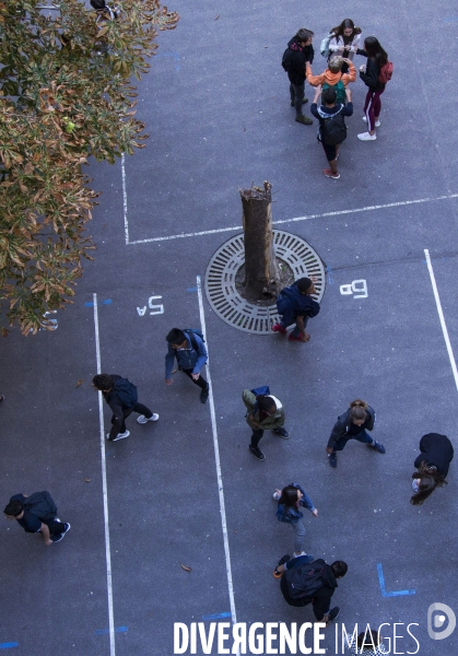 Illustration dans les écoles, collèges et lycées de Paris et d Île-de-France.