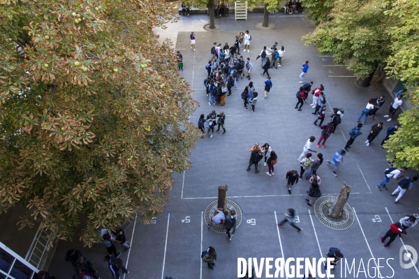 Illustration dans les écoles, collèges et lycées de Paris et d Île-de-France.