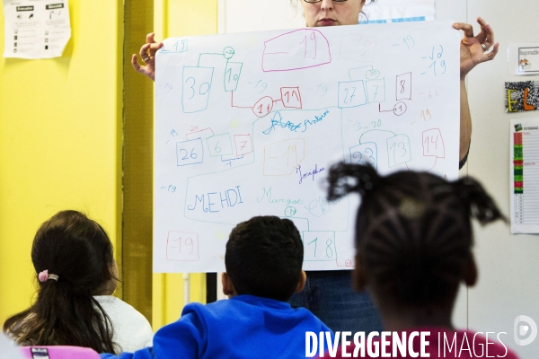 Illustration dans les écoles, collèges et lycées de Paris et d Île-de-France.